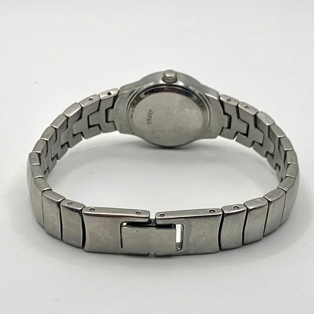 Mary Kay Silver Tone Watch Crystal Bezel 6.5" Wrist New Battery - Picture 4 of 15